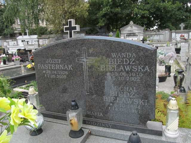 Wanda Biedz Bielawska 1910 Kalisz Katedra - Grobonet - Wyszukiwarka osób pochowanych